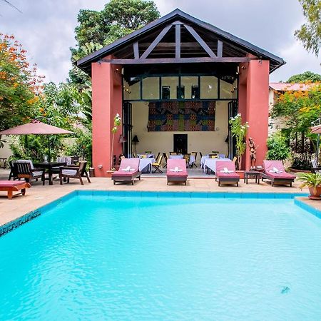 Hibiscus House Gambia Otel Brufut Dış mekan fotoğraf