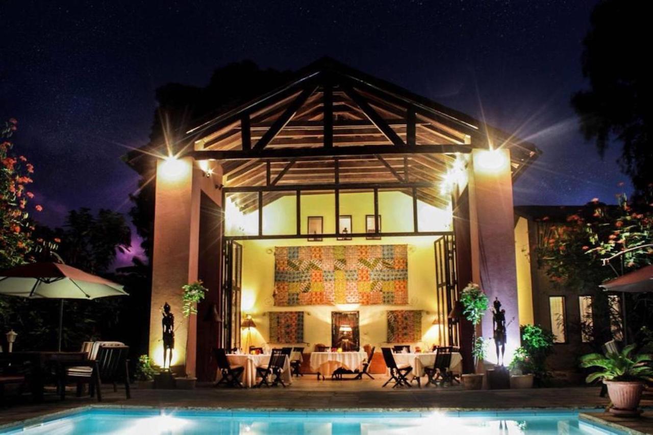 Hibiscus House Gambia Otel Brufut Dış mekan fotoğraf