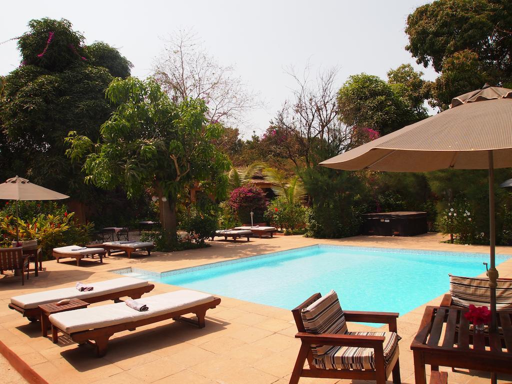 Hibiscus House Gambia Otel Brufut Dış mekan fotoğraf