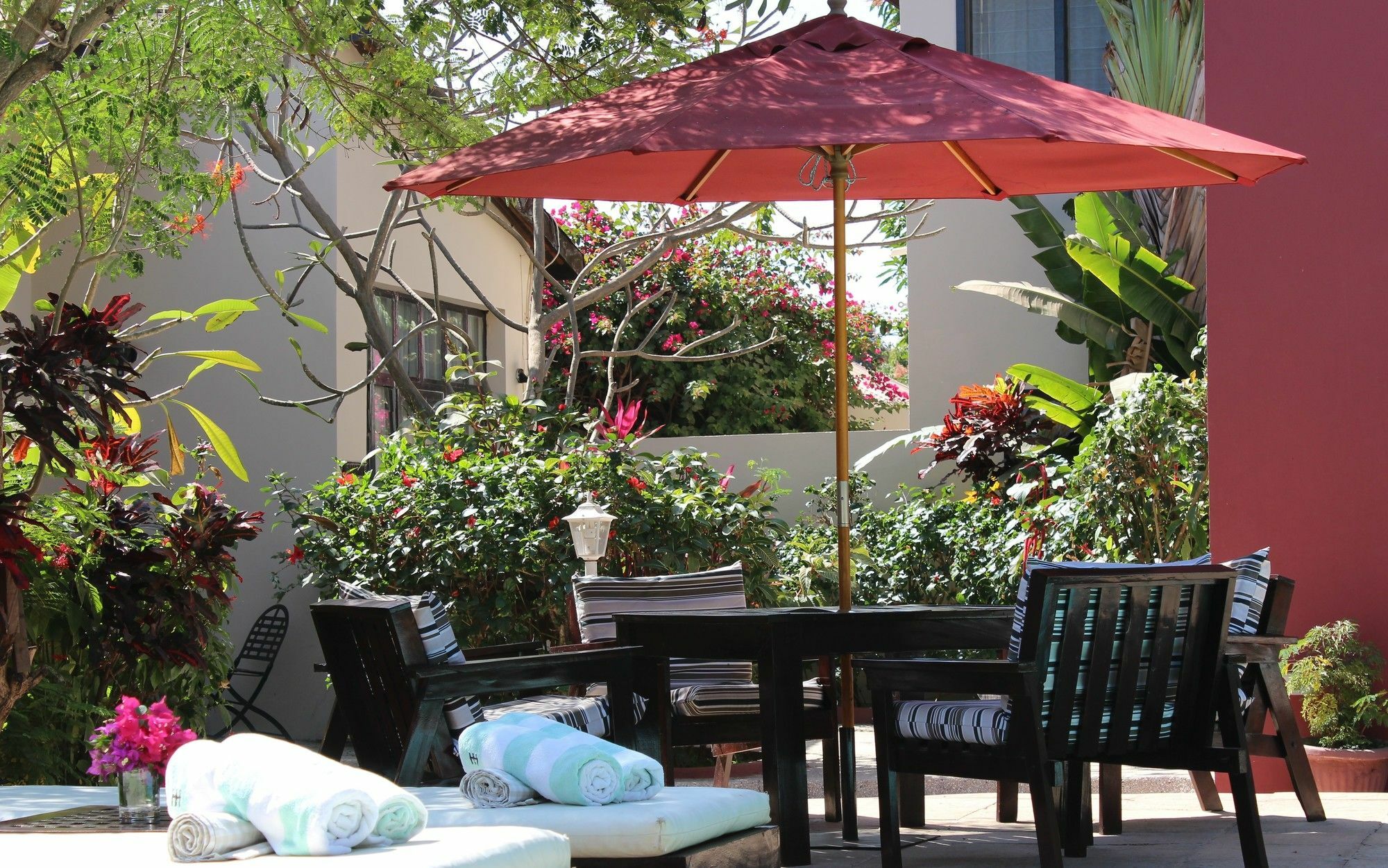 Hibiscus House Gambia Otel Brufut Dış mekan fotoğraf